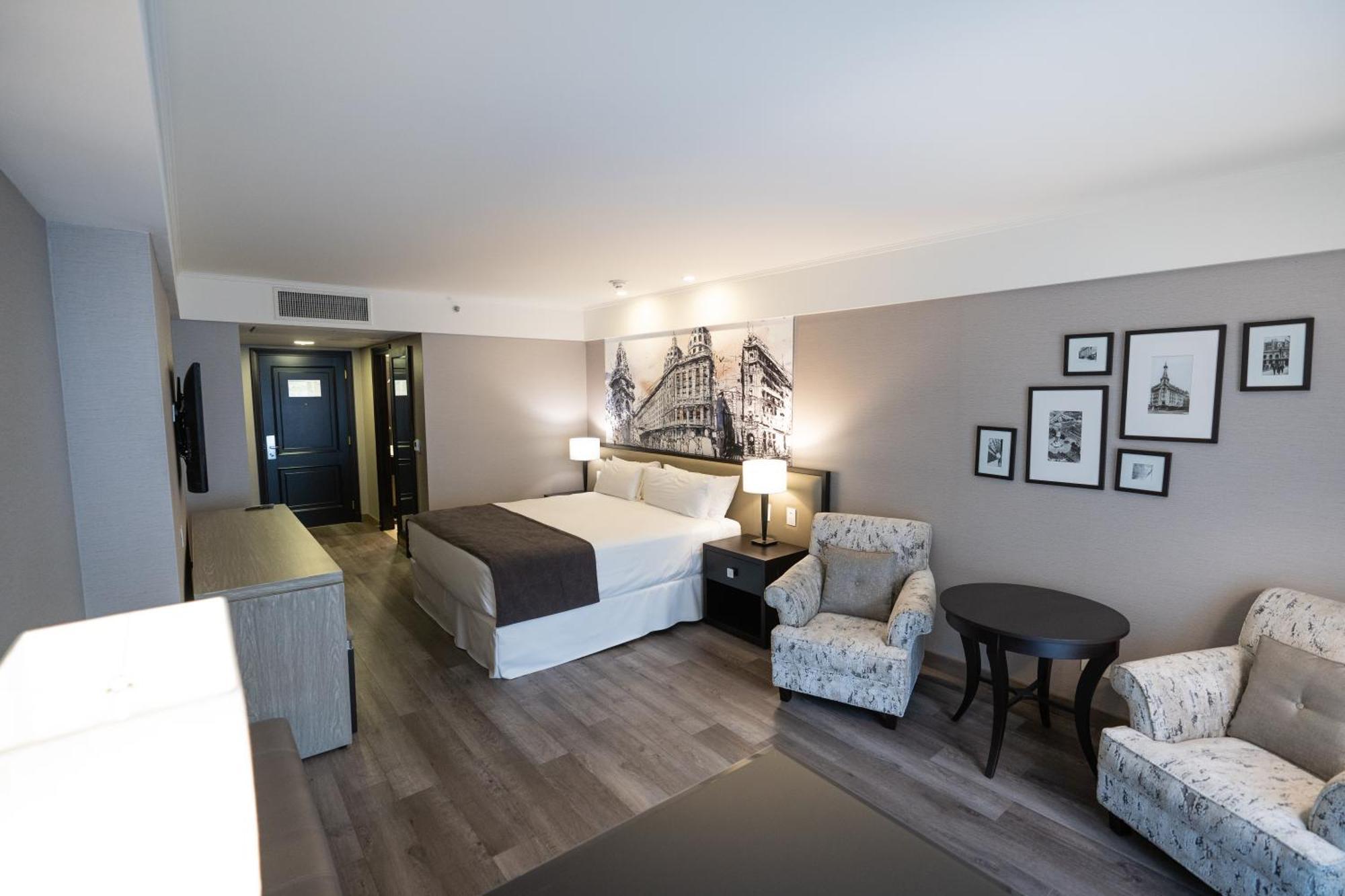 Kamer met Kingsize Bed