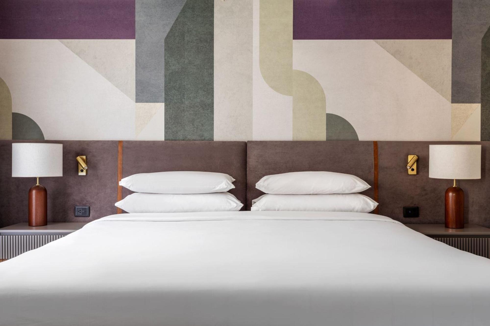 Deluxe Guest room 1 King