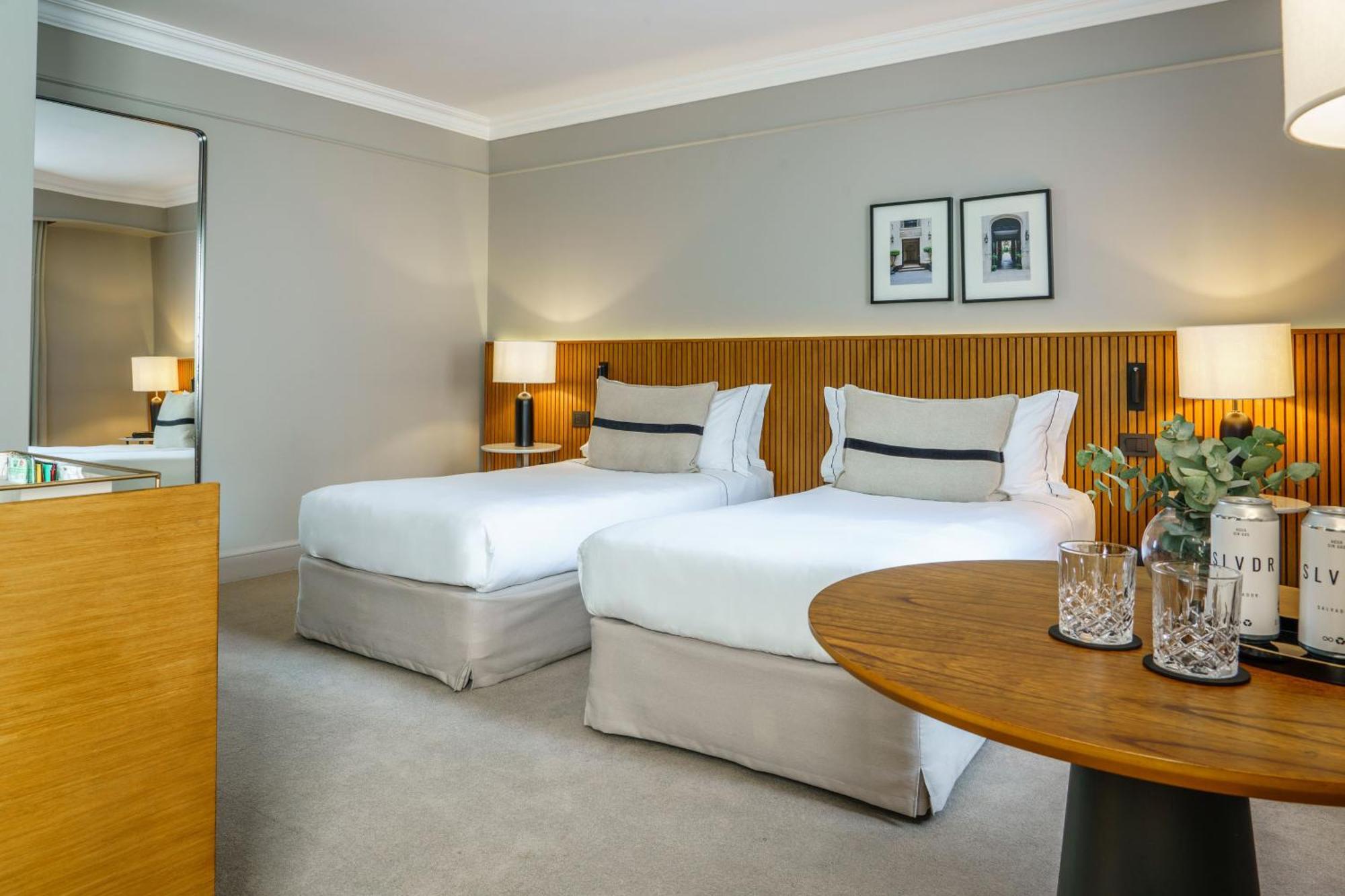 Premier Room