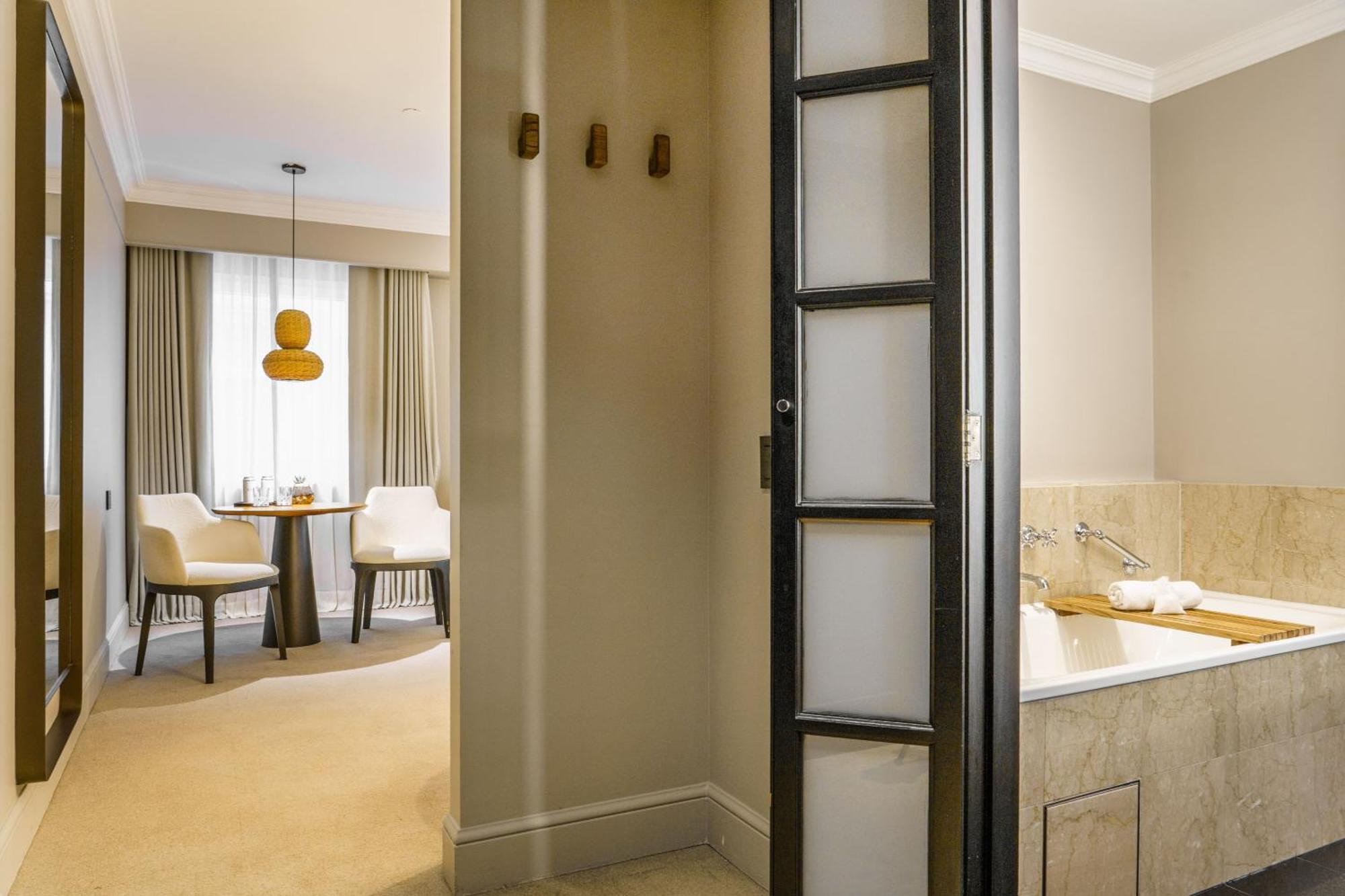 Premier Room