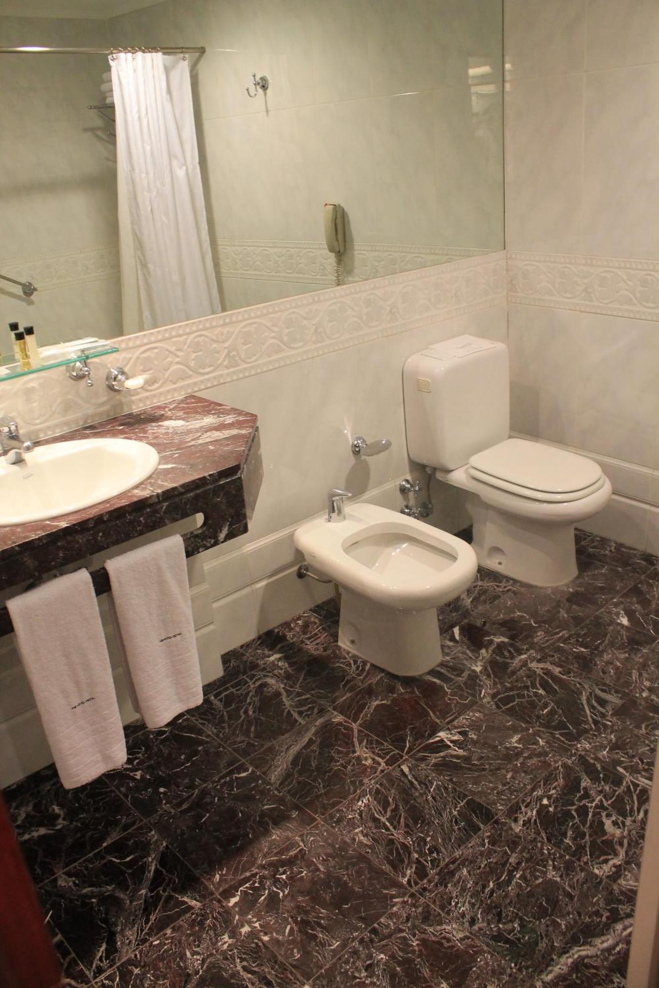 Standard Double Room,1277162551:JPEG