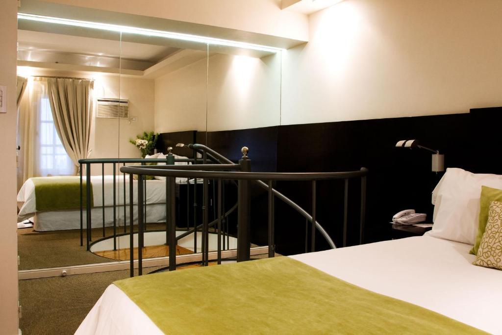Duplex Room