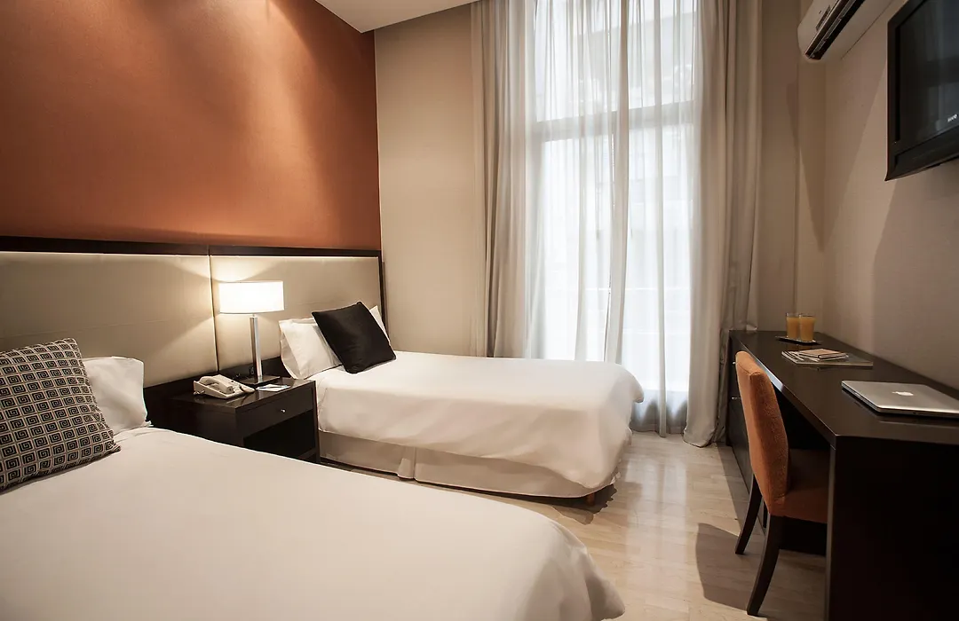 HR Luxor Hotel Buenos Aires-1